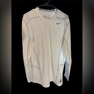 XL Nike Men's White Long Sleeve Performance Tee
